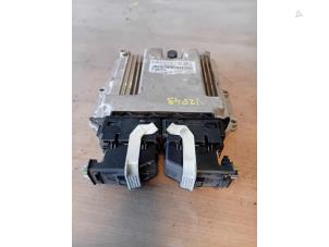 Gebruikte Computer Motormanagement Ford Fiesta 7 1.0 EcoBoost 12V 100 Prijs op aanvraag aangeboden door Autohandel-Smet Gebroeders NV