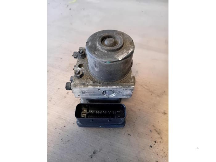 Gebruikte ABS Pomp Peugeot 207/207+ (WA/WC/WM) 1.6 16V Prijs op aanvraag aangeboden door Autohandel-Smet Gebroeders NV
