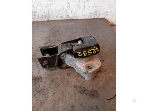 Gebruikte Motorrubber Citroen Jumpy 2.0 Blue HDI 145 Prijs op aanvraag aangeboden door Autohandel-Smet Gebroeders NV