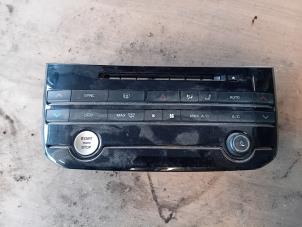 Gebruikte Airco bedieningspaneel Jaguar F-Pace 2.0 D 180 16V Prijs op aanvraag aangeboden door Autohandel-Smet Gebroeders NV