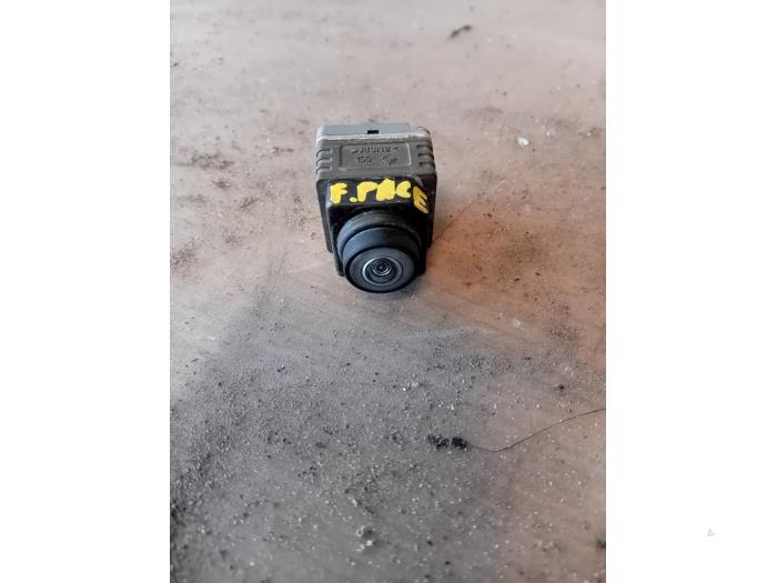 Gebruikte Camera module Jaguar F-Pace 2.0 D 180 16V Prijs op aanvraag aangeboden door Autohandel-Smet Gebroeders NV