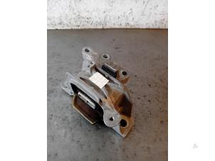 Gebruikte Motorsteun Ford Kuga III (DFK) 1.5 EcoBlue Prijs op aanvraag aangeboden door Autohandel-Smet Gebroeders NV