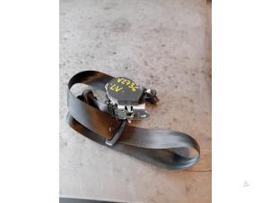 Gebruikte Veiligheidsgordel links-voor Peugeot Boxer (U9) 2.2 Blue HDi 165 Prijs op aanvraag aangeboden door Autohandel-Smet Gebroeders NV