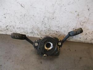 Gebruikte Combischakelaar Stuurkolom Skoda Octavia Combi (5EAC) 1.6 TDI 16V Prijs op aanvraag aangeboden door Autohandel-Smet Gebroeders NV