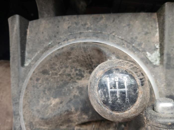 Gebruikte Versnellingsbak Mazda MX-5 (NC) 2.0i 16V Prijs op aanvraag aangeboden door Autohandel-Smet Gebroeders NV