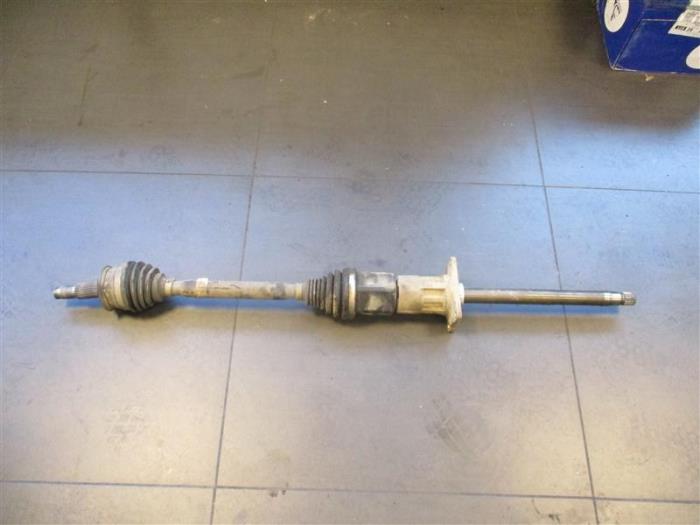Gebruikte Steekas links-voor Alfa Romeo Stelvio (949) 2.0 T 16V Q4 Prijs op aanvraag aangeboden door Autohandel-Smet Gebroeders NV