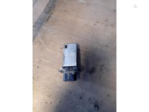 Gebruikte Luchthoeveelheidsmeter Nissan Navara (D40) 2.5 dCi 16V 4x4 Prijs op aanvraag aangeboden door Autohandel-Smet Gebroeders NV