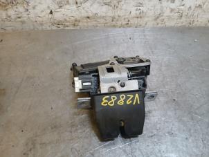 Gebruikte Slotvanger Achterklep Ford Puma 1.5 EcoBoost 12V ST Prijs op aanvraag aangeboden door Autohandel-Smet Gebroeders NV