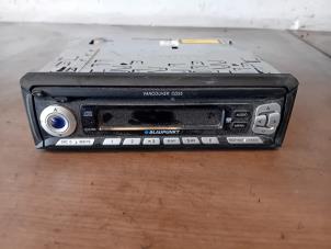 Gebruikte Radio CD Speler Volkswagen Transporter/Caravelle T6 2.0 TDI DRF Prijs op aanvraag aangeboden door Autohandel-Smet Gebroeders NV