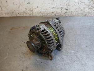 Gebruikte Dynamo Renault Master III (EV/HV/UV/VA/VB/VD/VF/VG/VJ) 2.3 dCi 145 16V FWD Prijs op aanvraag aangeboden door Autohandel-Smet Gebroeders NV