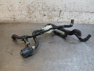 Gebruikte Radiateurslang Opel Astra K 1.5 CDTi 105 12V Prijs op aanvraag aangeboden door Autohandel-Smet Gebroeders NV