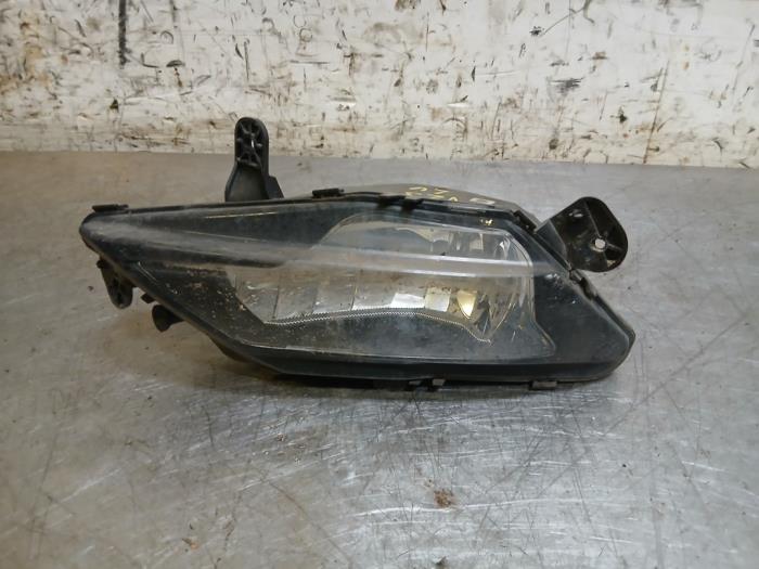 Mistlamp links-voor van een Opel Astra K 1.5 CDTi 105 12V 2021