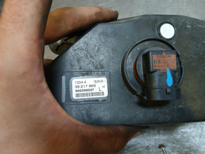 Mistlamp links-voor van een Opel Astra K 1.5 CDTi 105 12V 2021