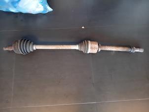 Gebruikte Cardanas rechts-voor (VWA) Renault Master III (EV/HV/UV/VA/VB/VD/VF/VG/VJ) 2.3 dCi 145 16V FWD Prijs op aanvraag aangeboden door Autohandel-Smet Gebroeders NV