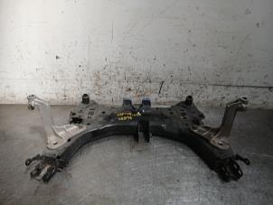 Gebruikte Subframe Renault Captur II (RJB) 1.3 TCe 155 16V Prijs op aanvraag aangeboden door Autohandel-Smet Gebroeders NV