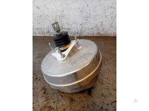 Gebruikte Rembol Landrover Discovery Sport (LC) 2.0 TD4 150 16V Prijs op aanvraag aangeboden door Autohandel-Smet Gebroeders NV