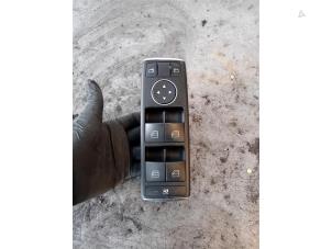 Gebruikte Combischakelaar ramen Mercedes C Estate (S204) 2.2 C-200 CDI 16V BlueEFFICIENCY Prijs op aanvraag aangeboden door Autohandel-Smet Gebroeders NV