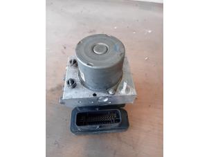 Gebruikte ABS Pomp Renault Master III (EV/HV/UV/VA/VB/VD/VF/VG/VJ) Prijs op aanvraag aangeboden door Autohandel-Smet Gebroeders NV