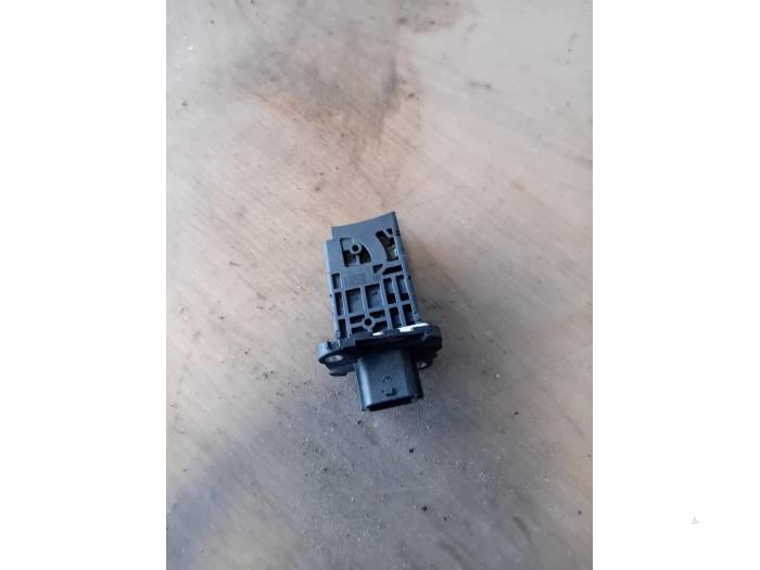 Gebruikte Luchthoeveelheidsmeter Renault Master III (EV/HV/UV/VA/VB/VD/VF/VG/VJ) Prijs op aanvraag aangeboden door Autohandel-Smet Gebroeders NV