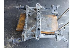 Gebruikte Subframe Mercedes Vito Tourer (447.7) 2.2 114 CDI 16V Prijs op aanvraag aangeboden door Autohandel-Smet Gebroeders NV