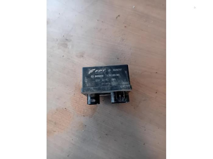 Gebruikte Module (diversen) Fiat Doblo Cargo (263) 1.3 D Multijet Prijs op aanvraag aangeboden door Autohandel-Smet Gebroeders NV