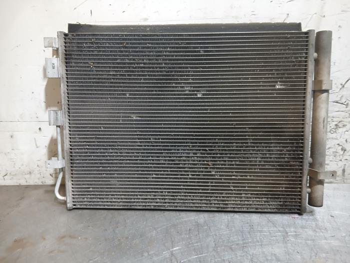 Gebruikte Airco Condensor Hyundai i20 (BC3) 1.0 T-GDI 100 12V Prijs op aanvraag aangeboden door Autohandel-Smet Gebroeders NV