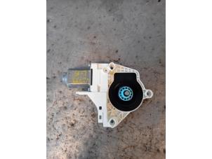 Gebruikte Motor electrisch raam Audi A1 Sportback (8XA/8XF) 1.6 TDI 16V Prijs op aanvraag aangeboden door Autohandel-Smet Gebroeders NV