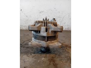 Gebruikte Dynamo Renault Master III (EV/HV/UV/VA/VB/VD/VF/VG/VJ) 2.3 dCi 165 16V RWD Prijs op aanvraag aangeboden door Autohandel-Smet Gebroeders NV