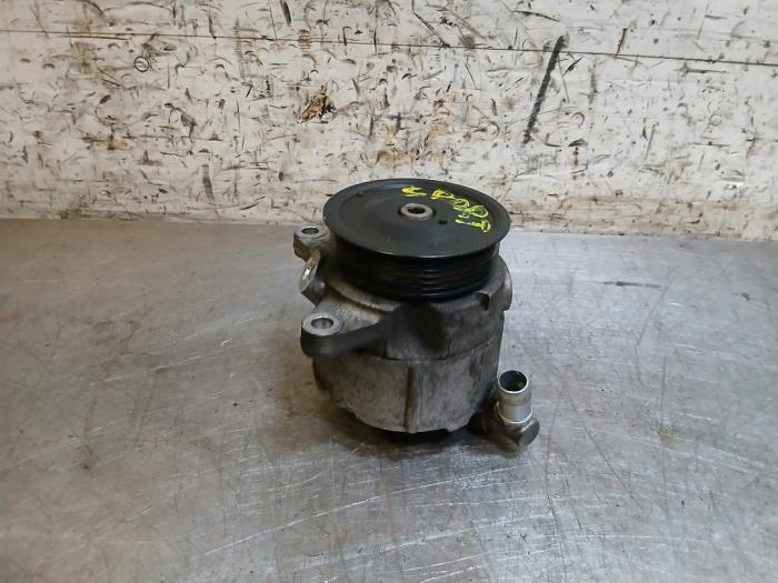 Gebruikte Pomp Servo Landrover Range Rover Sport (LW) 4.4 SDV8 32V Prijs op aanvraag aangeboden door Autohandel-Smet Gebroeders NV