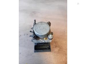 Gebruikte ABS Pomp Opel Corsa III 1.3 CDTI 16V 75 Prijs op aanvraag aangeboden door Autohandel-Smet Gebroeders NV