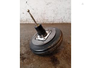 Gebruikte Rembekrachtiger Volkswagen Polo V (6R) 1.4 TDI Prijs op aanvraag aangeboden door Autohandel-Smet Gebroeders NV