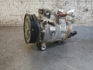 Gebruikte Aircopomp Volkswagen Tiguan (AD1) 2.0 TDI 16V BlueMotion Technology SCR Prijs op aanvraag aangeboden door Autohandel-Smet Gebroeders NV