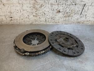 Gebruikte Koppelingsset (compleet) Renault Scénic IV (RFAJ) 1.3 TCE 140 16V Prijs op aanvraag aangeboden door Autohandel-Smet Gebroeders NV