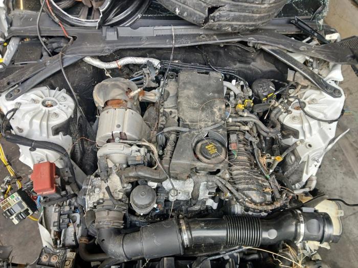 Gebruikte Motor Jaguar XE 2.0d 180 16V Prijs op aanvraag aangeboden door Autohandel-Smet Gebroeders NV