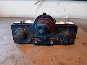 Gebruikte Airco bedieningspaneel Renault Kangoo Express (FW) 1.5 dCi 95 Prijs op aanvraag aangeboden door Autohandel-Smet Gebroeders NV