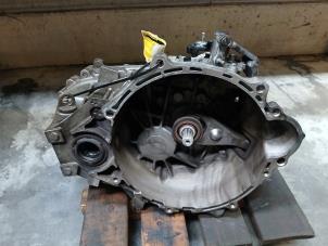 Gebruikte Versnellingsbak Kia Sportage (SL) 1.7 CRDi 16V 4x2 Prijs op aanvraag aangeboden door Autohandel-Smet Gebroeders NV