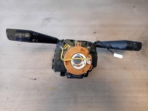 Gebruikte Licht + Raw Schakelaar Fiat Fiorino (225) 1.3 D 16V Multijet Prijs op aanvraag aangeboden door Autohandel-Smet Gebroeders NV