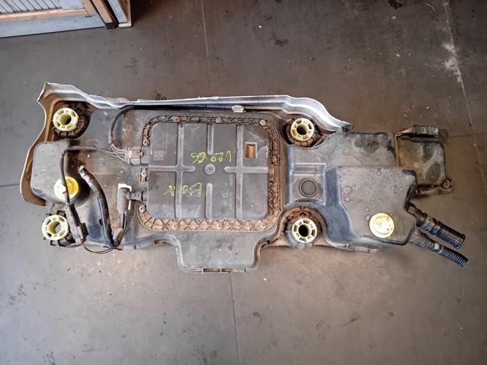 Adblue tank van een Peugeot Boxer (U9) 2.0 BlueHDi 160 2018