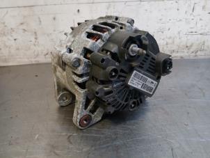 Gebruikte Dynamo Renault Megane III Grandtour (KZ) 1.2 16V TCE 130 Prijs op aanvraag aangeboden door Autohandel-Smet Gebroeders NV