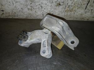 Gebruikte Motorrubber Renault Megane III Grandtour (KZ) 1.2 16V TCE 130 Prijs op aanvraag aangeboden door Autohandel-Smet Gebroeders NV