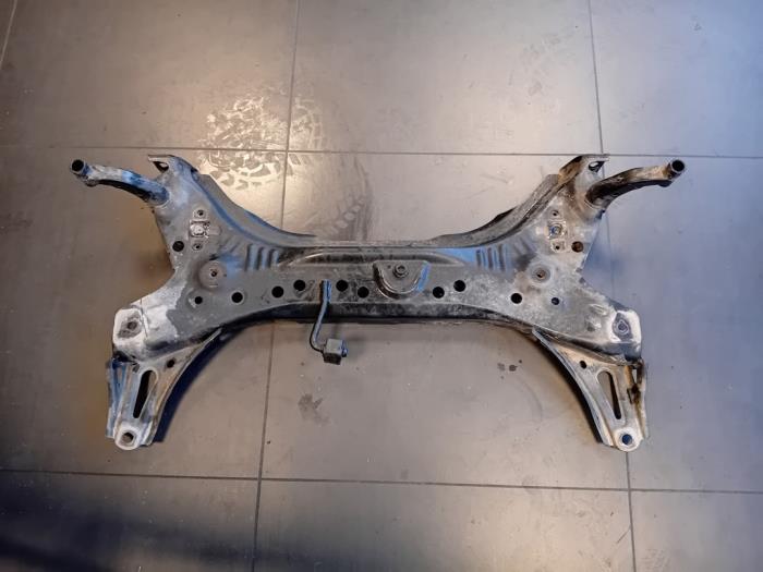 Gebruikte Subframe Suzuki Ignis (MF) Prijs op aanvraag aangeboden door Autohandel-Smet Gebroeders NV