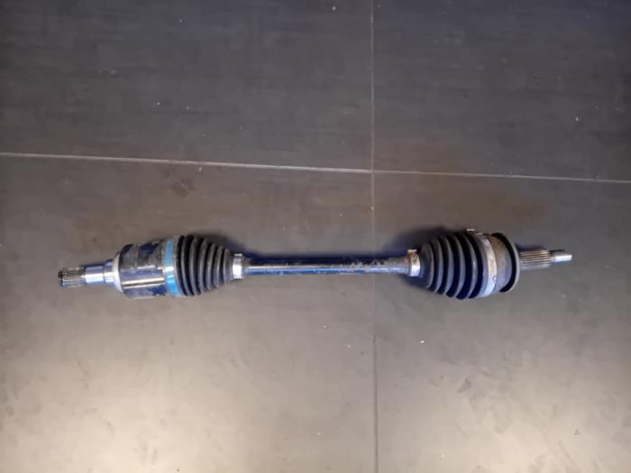 Gebruikte Steekas links-voor Suzuki Ignis (MF) Prijs op aanvraag aangeboden door Autohandel-Smet Gebroeders NV