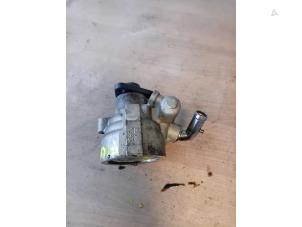 Gebruikte Servopomp Fiat Fiorino (225) 1.3 D 16V Multijet Prijs op aanvraag aangeboden door Autohandel-Smet Gebroeders NV