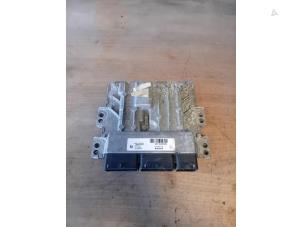 Gebruikte Computer Motormanagement Renault Master III (EV/HV/UV/VA/VB/VD/VF/VG/VJ) 2.3 dCi 145 16V FWD Prijs op aanvraag aangeboden door Autohandel-Smet Gebroeders NV