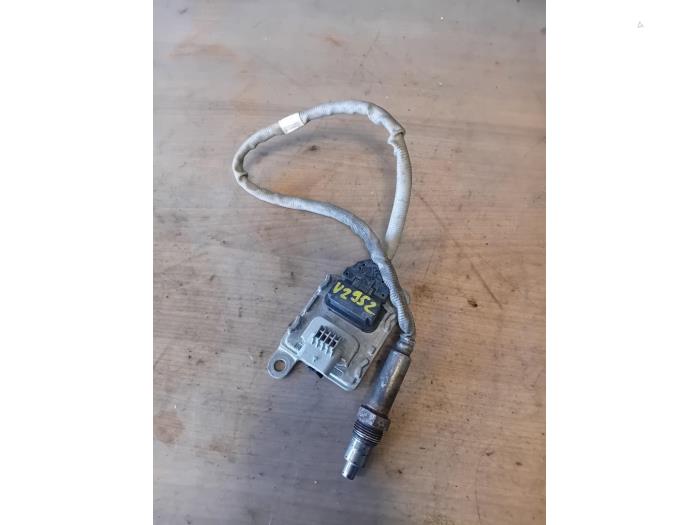 Gebruikte Nox sensor Renault Master III (EV/HV/UV/VA/VB/VD/VF/VG/VJ) 2.3 dCi 145 16V FWD Prijs op aanvraag aangeboden door Autohandel-Smet Gebroeders NV
