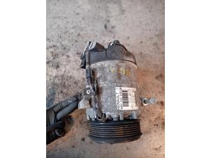 Gebruikte Aircopomp Renault Master III (EV/HV/UV/VA/VB/VD/VF/VG/VJ) 2.3 dCi 145 16V FWD Prijs op aanvraag aangeboden door Autohandel-Smet Gebroeders NV