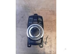 Gebruikte MMI schakelaar BMW 3 serie (F30) 320d 2.0 16V EfficientDynamicsEdition Prijs op aanvraag aangeboden door Autohandel-Smet Gebroeders NV