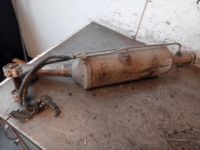 Gebruikte Katalysator Peugeot 5008 II (M4/MC/MJ/MR) 1.6 BlueHDi 115 Prijs op aanvraag aangeboden door Autohandel-Smet Gebroeders NV