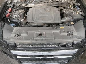 Gebruikte Motor Landrover Defender II 2.0 D240 Prijs op aanvraag aangeboden door Autohandel-Smet Gebroeders NV