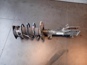 Gebruikte Schokbreker links-voor Opel Mokka Prijs op aanvraag aangeboden door Autohandel-Smet Gebroeders NV